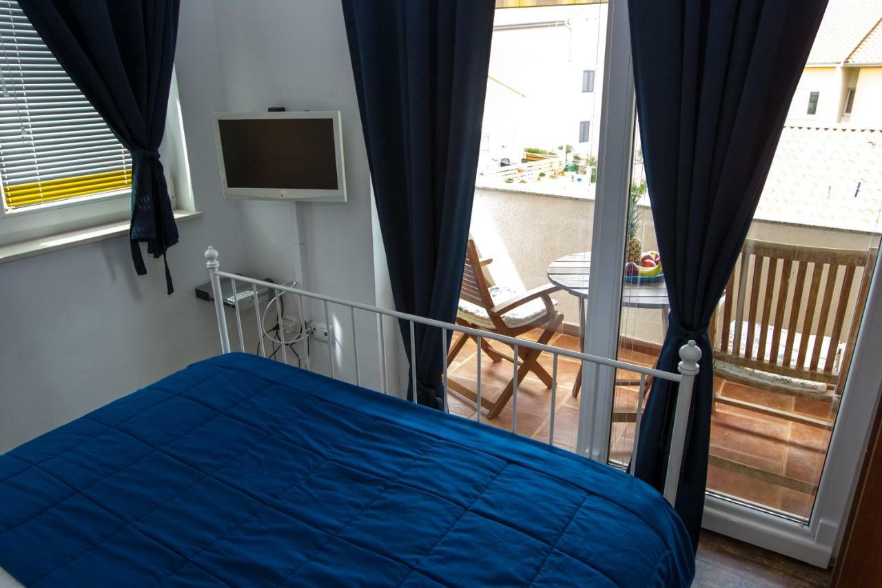 Apartments Emma Biograd Na Moru Exterior photo